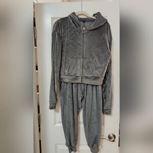 SKIMS Velour Cropped Hoodie & Jogger Set Women’s Large Gray Lounge Set